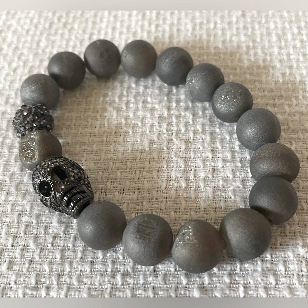 Skull bracelet